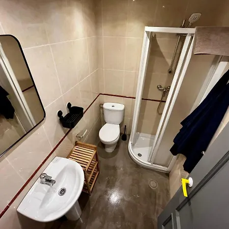 The Orange Teddy Bear La Pena Hostel Mieres (Asturias)