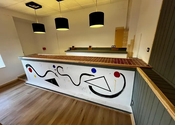 The Orange Teddy Bear La Peña Hostal *